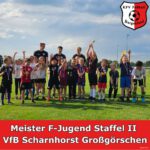 Die kleinen Kicker des VfB Scharnhorst Großgörschen holen den Pokal in der F-Jugend Staffel II.