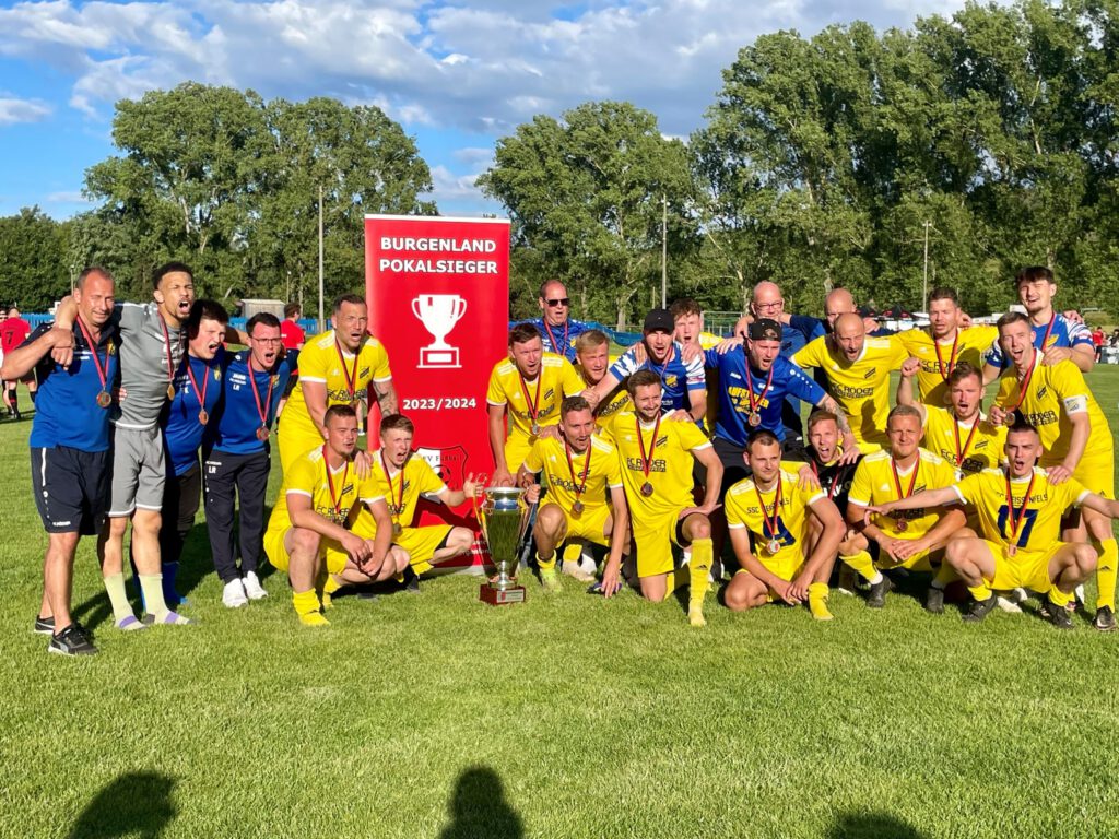 Die Verbandsliga-Reserve des SSC Weißenfels holte nach dem Meisteritel in der Landesklasse auch den Burgenlandpokal und machte in einer ungeschlagenen Saison das Double perfekt.