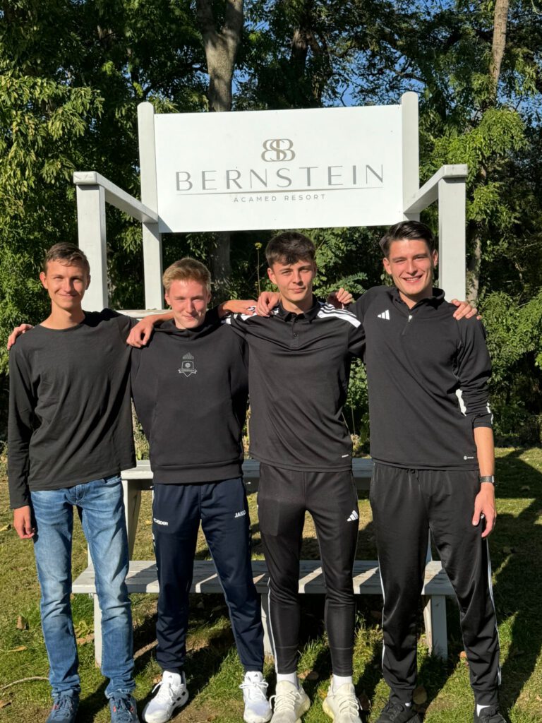 Sandro Friedrich, Kilian Kunert, Clemens Bartlau und Robin Knobloch (v.l.) nahmen am Talentewochenende des FSA in Neugattersleben teil.